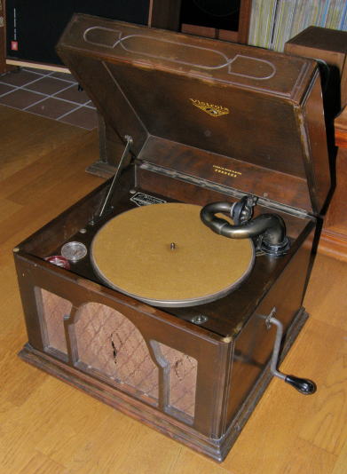 Victrola J1-71