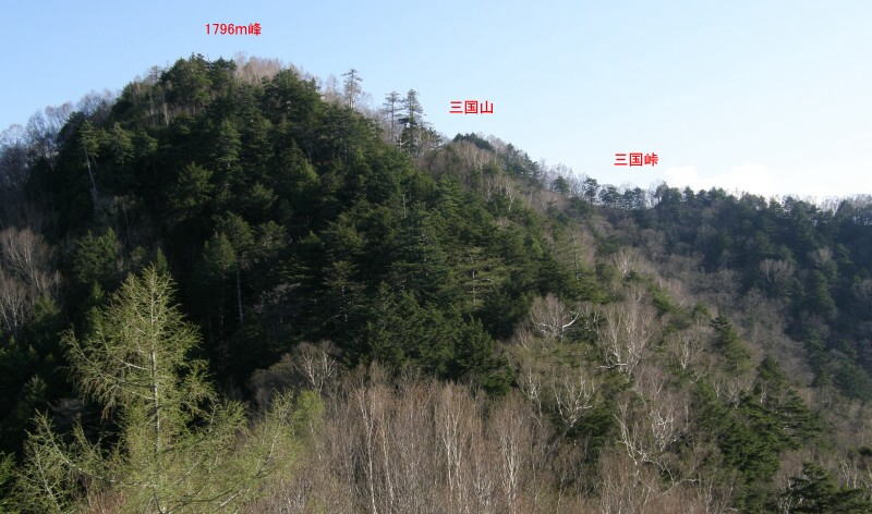 小岩峰より振り返る